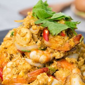 Pad Pong Karee (Curry Egg Stir Fry)